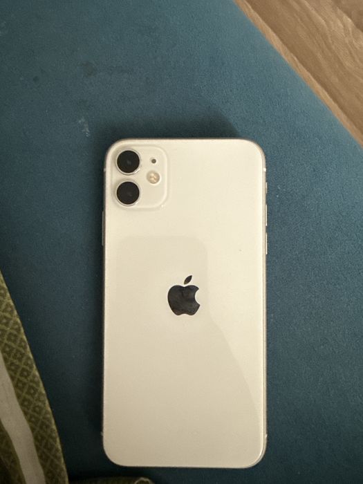 Айфон 11 весь в оригинале обмен на андроид