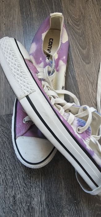 Massimo Dutti  ,  Timberland, Adidas, Converse