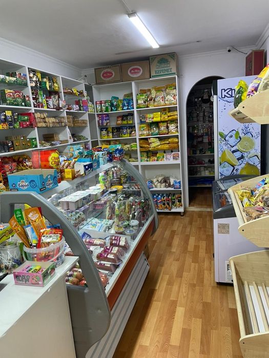 Продам магазин + хозяюшка