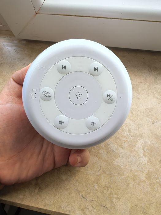 Dispozitiv sunete albe & lumină de veghe