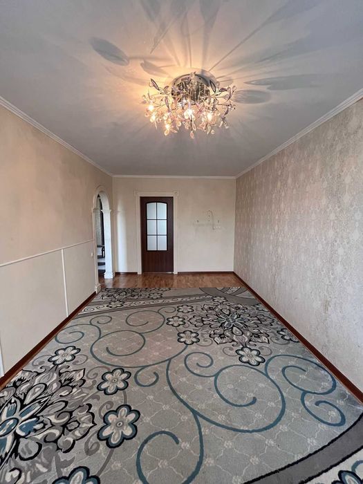 2-ком.кв. в районе рынка Караван