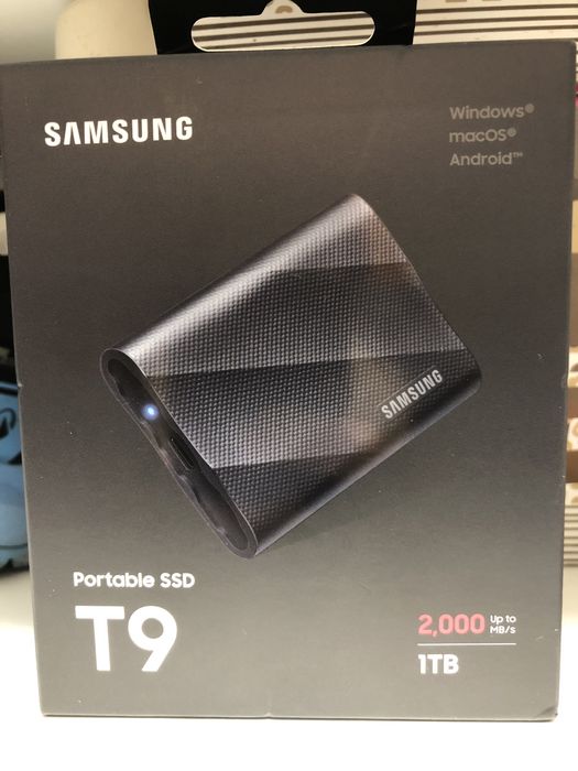 Samsung T9 ,4 Tb si 1 Tb sigilate
