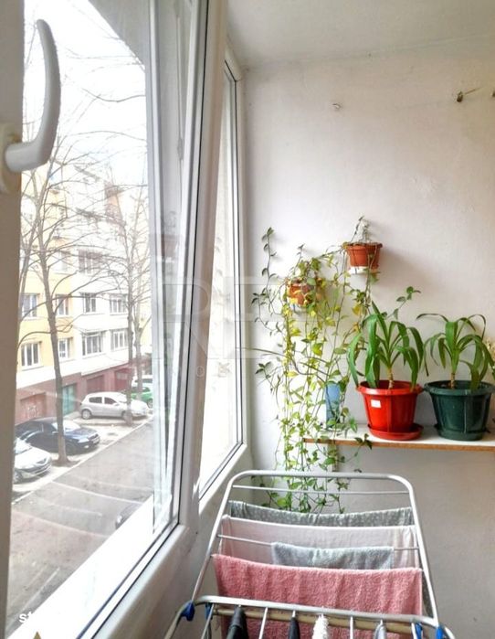 4 camere, 1/4, anvelopat-Drumul Taberei