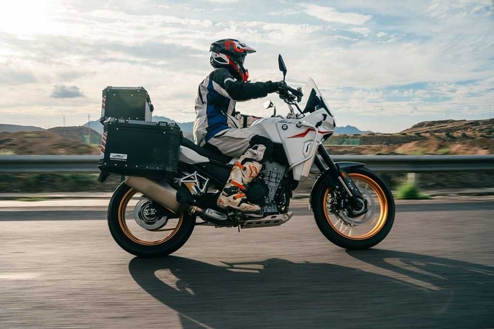 Motocicleta Kove 800 X GT, Touring, Rate!
