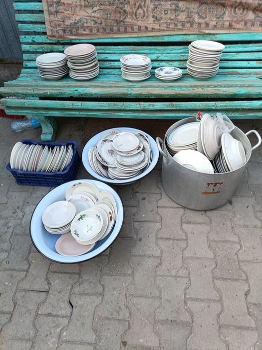 Продам тарелки бу.