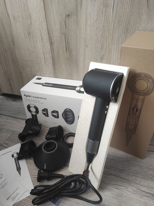 Dyson uscator de par