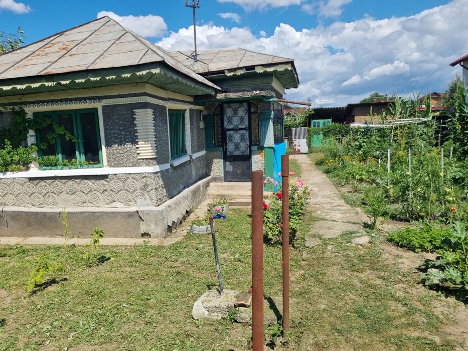Casă de vânzare (URGENT)