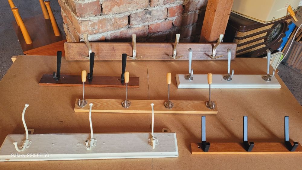 Винтидж стенни закачалки