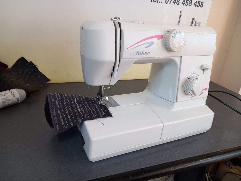 Masina de cusut Anker cu piese metalice