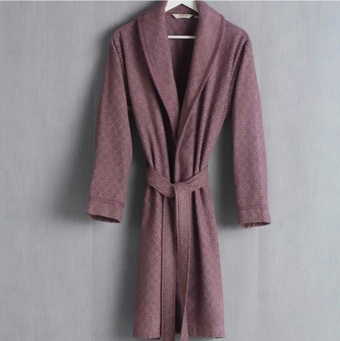 Продам халаты Pavia