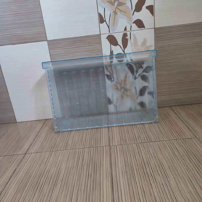 Doua rafturi pentru congelator Arctic