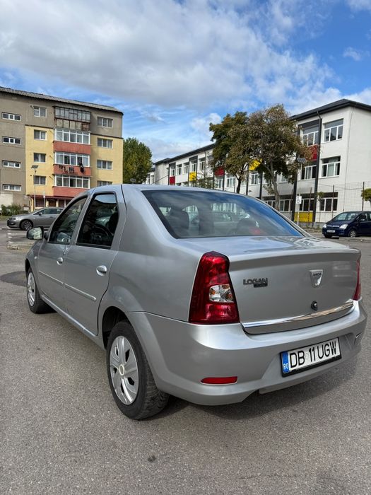 Vând Dacia Logan 2011 1.6 +GPL