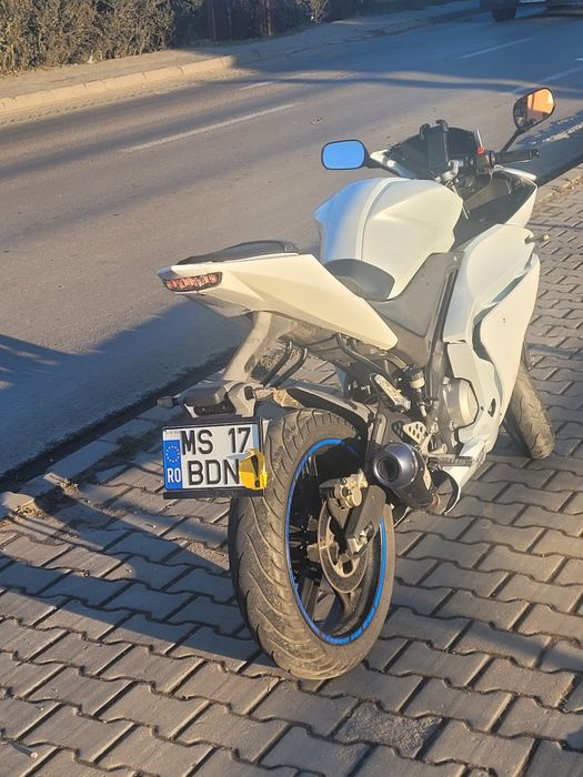 Vand yamaha yzf r 125(2009)