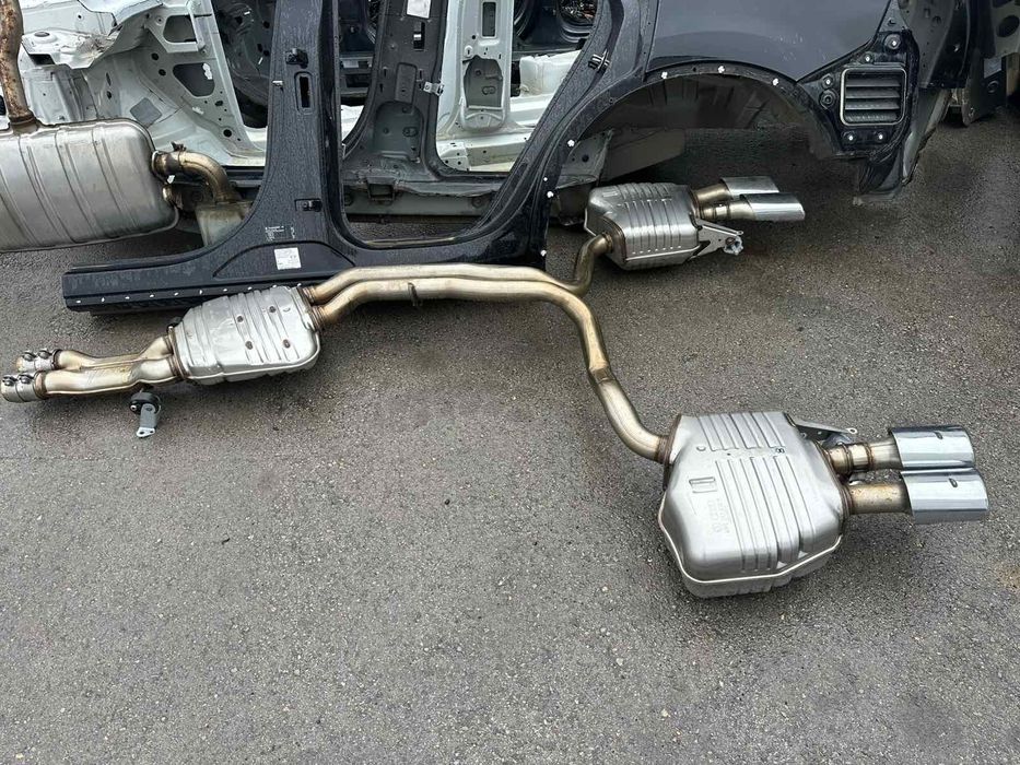 оригинална генерация audi S8 D5 нова на 50км