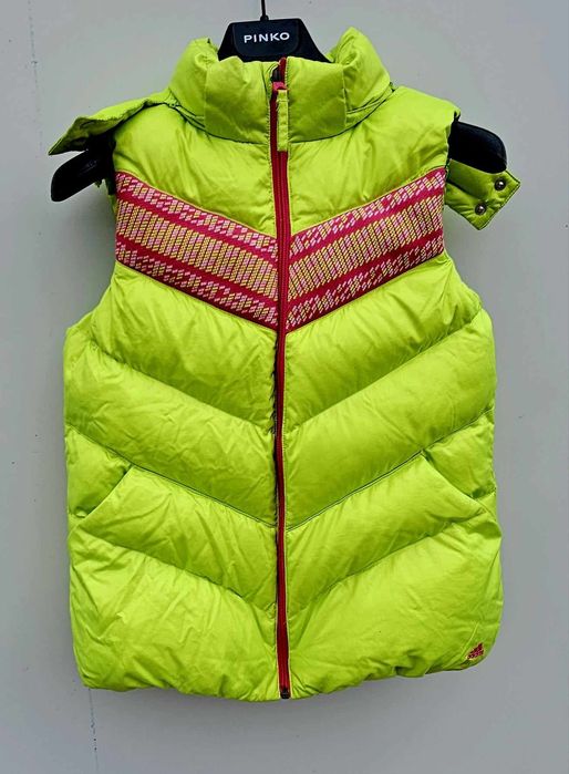 Adidas оригинален дамски елек 60 % патешки пух 40 % пера  Л размер