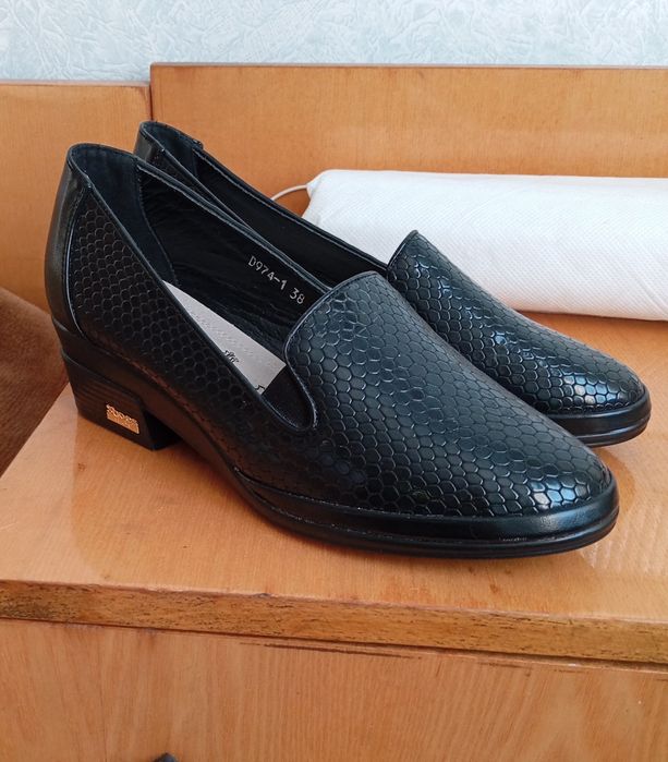 Туфли      женские