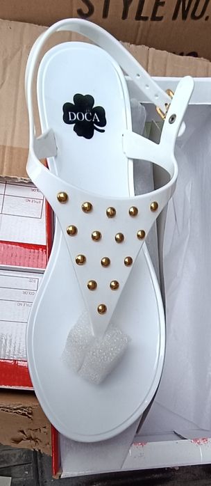 Дамски летни чехли