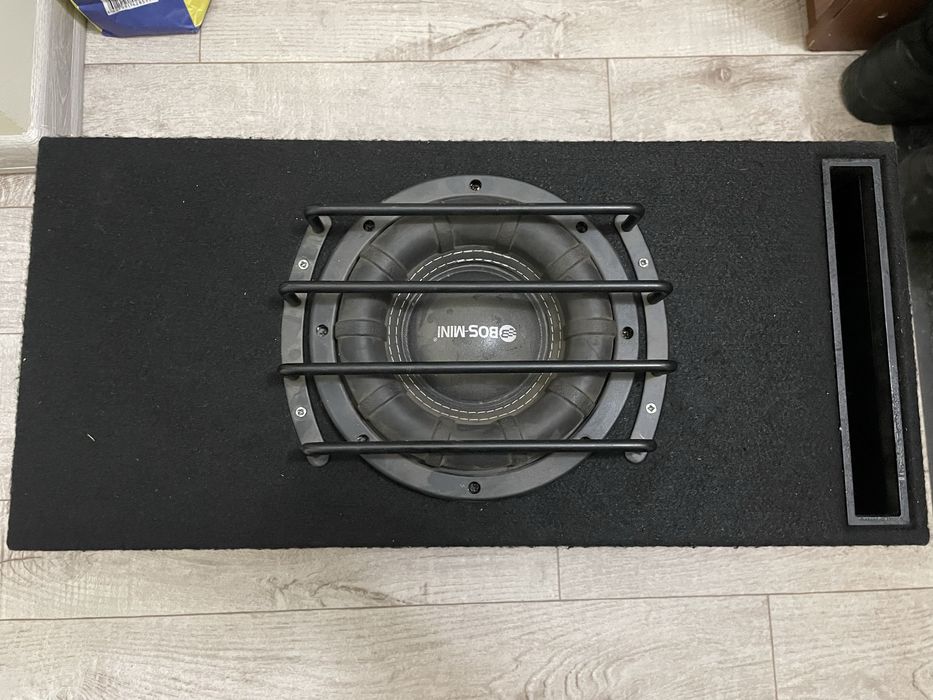 Продам сабвуфер 8 дюймовый