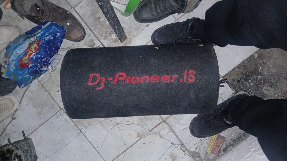 Продам буфер мошный