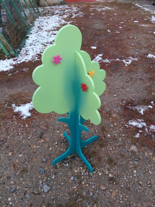 закачалка за дрехи,тип декоративно дърво