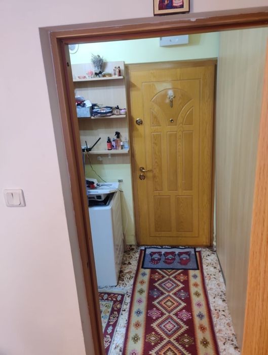 Spre vânzare o garsonieră în zona foarte bună