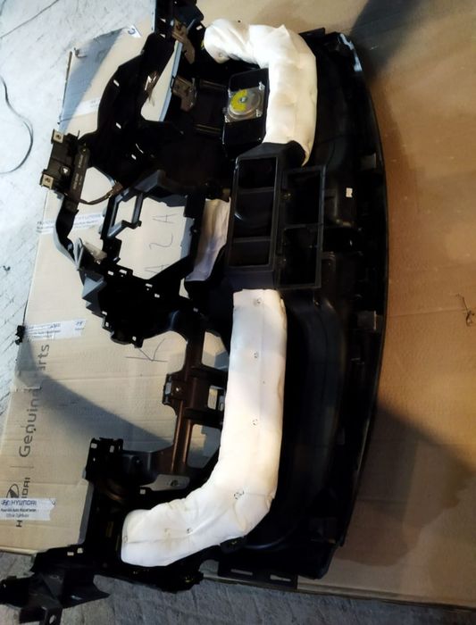 Панель приборов, торпедо на акцент, солярис