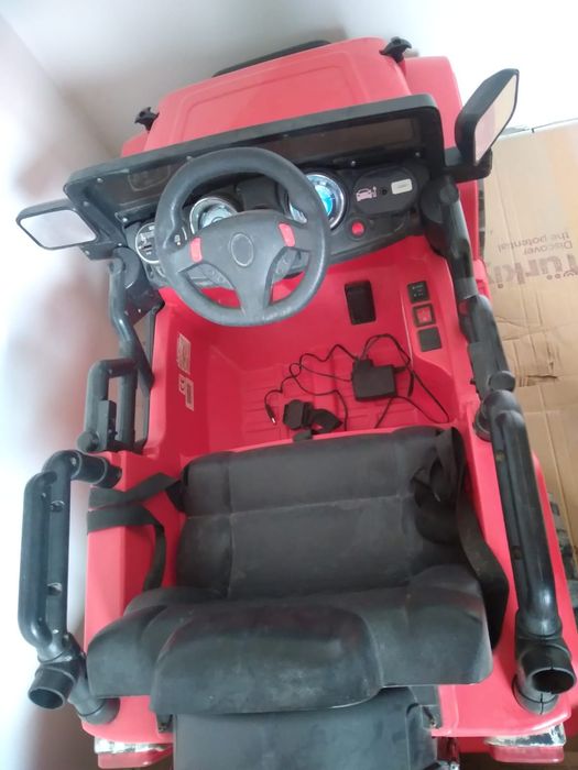 Mașinuță electrica