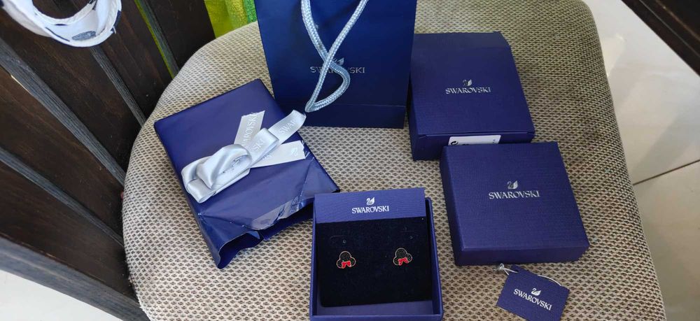 Swarovski Minnie mouse обеци