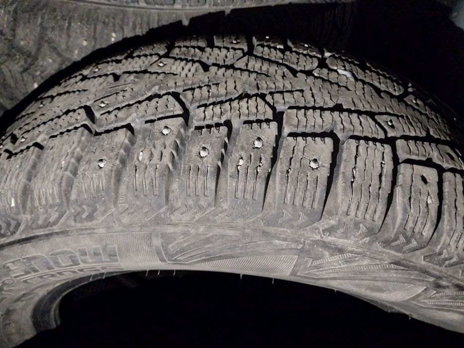 2 шины Cordiant 215 60 R16.