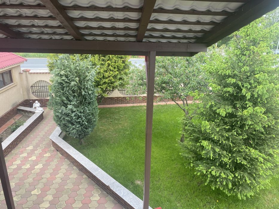 Casă  de   vânzare