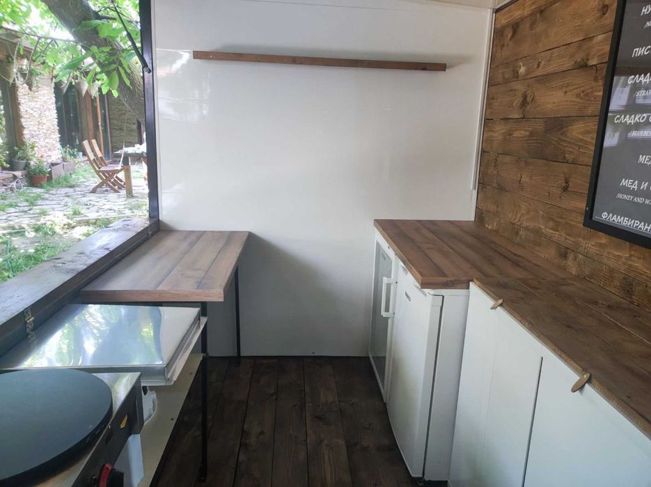 Каравана за търговия с храни