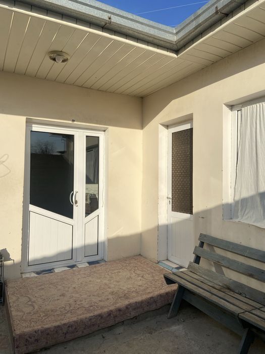 Hovli sotiladi Yangiyo’l shahar