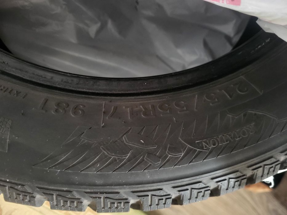 Зимние шины 215/55/17 буу