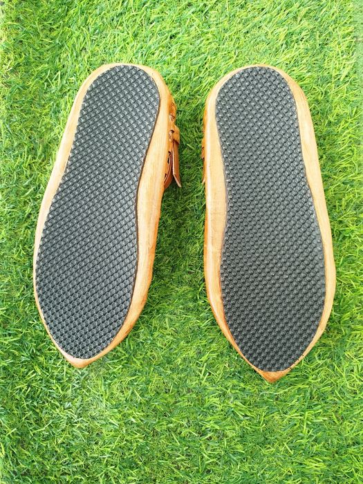 Цървули от естествена кожа