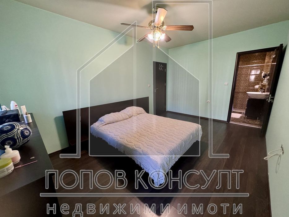 Продава се Тристаен апартамент в Пловдив, Кючук Париж - 109 кв.м за 1559 €/кв.м - Снимка #2