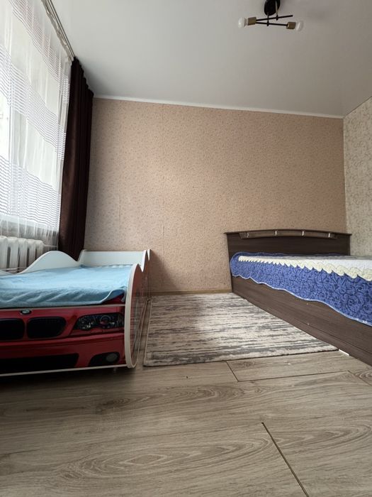 Продам 2  комнатную квартиру.