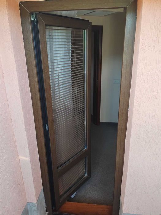 Разпродажба на дограма