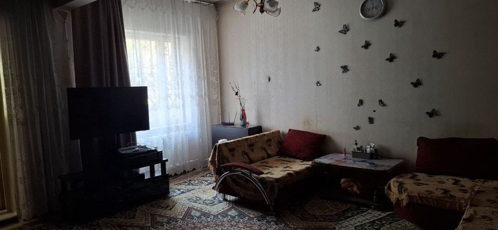 Сергели-1 4/1/5 90м² Есть свой огород.