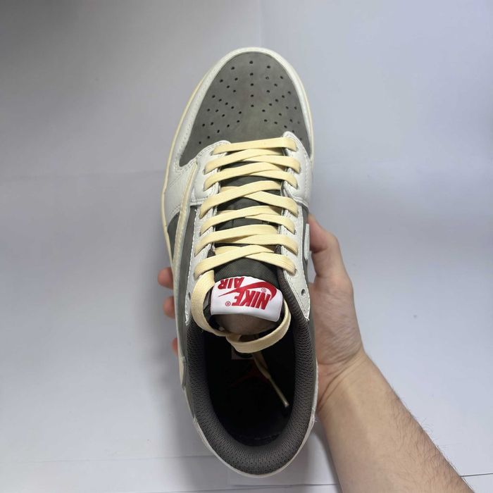 Jordan 1 Travis Scott Reverse Mocha