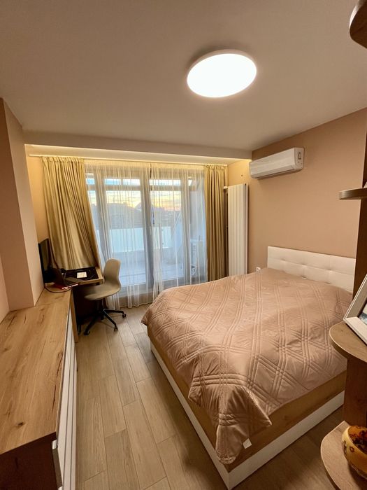 Продава се Двустаен апартамент в Русе, Център - 74 кв.м за 9 €/кв.м - Снимка #2