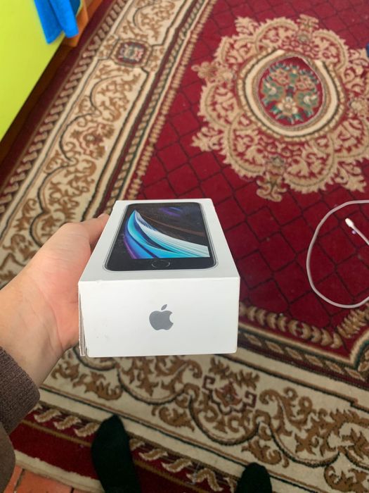 Iphone SE срочно