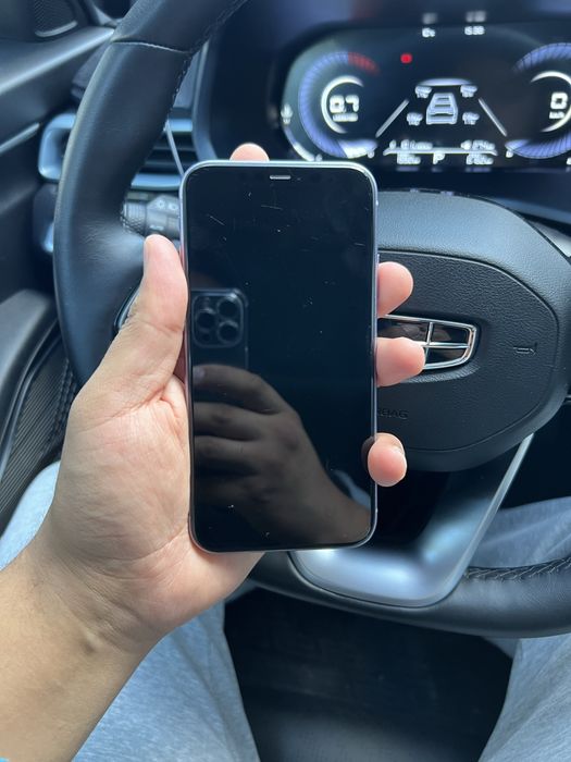 Продам iPhone 11 64gb EAC