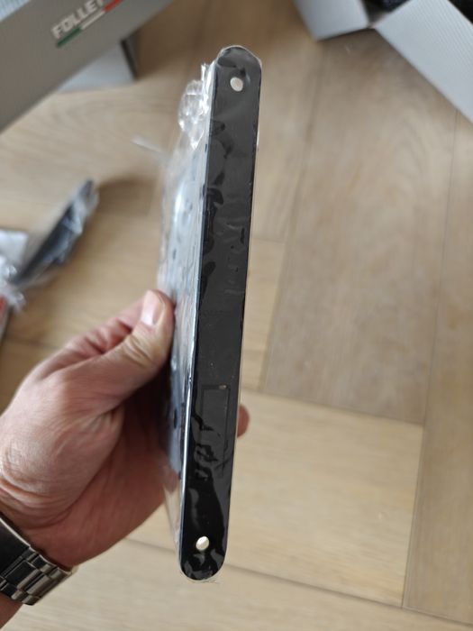 Петли и магнитные замки