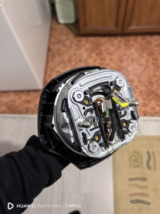 Волан за БМВ Е90/Е91