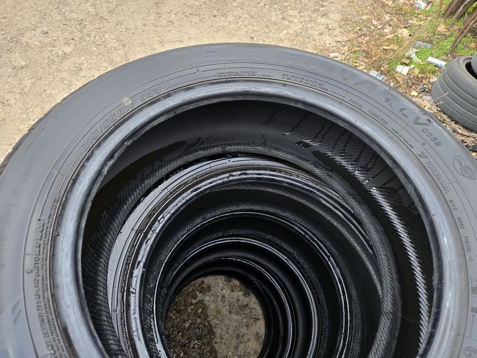 4бр. 215 55 17 Yokohama всесезонни.