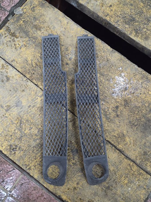 Продам решётки на Пассат Б5