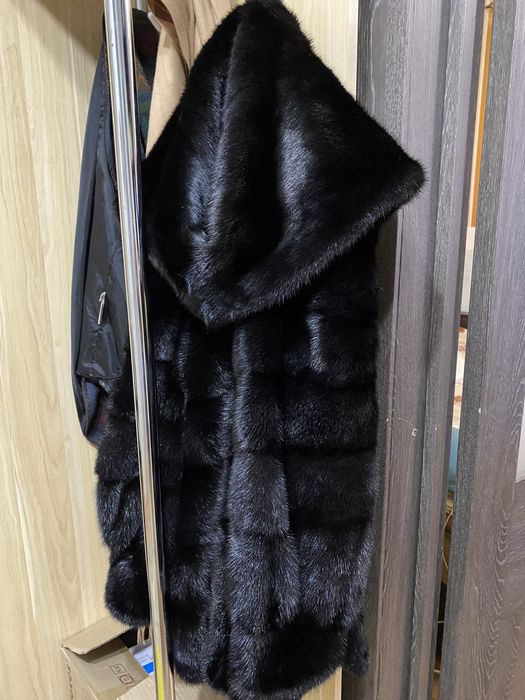 Продам норковую шубу