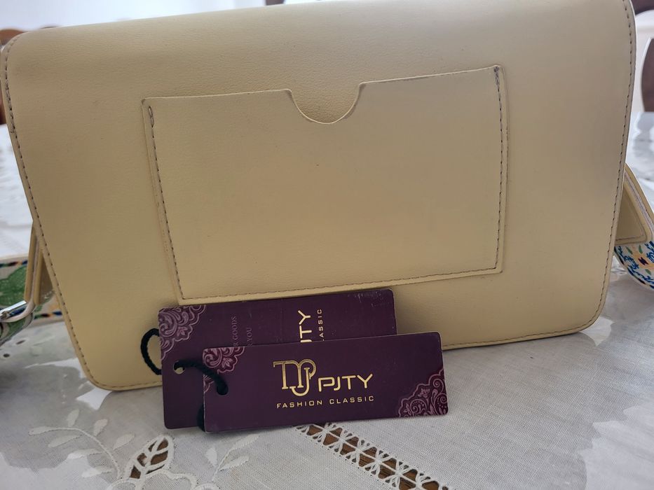 Продам сумочку женскую