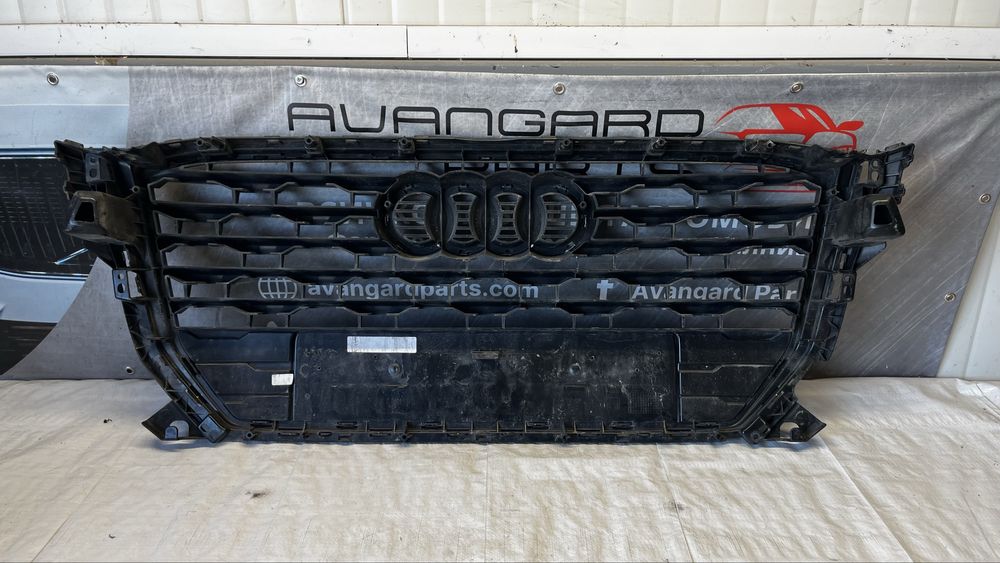 Audi Q2 16- предна решетка