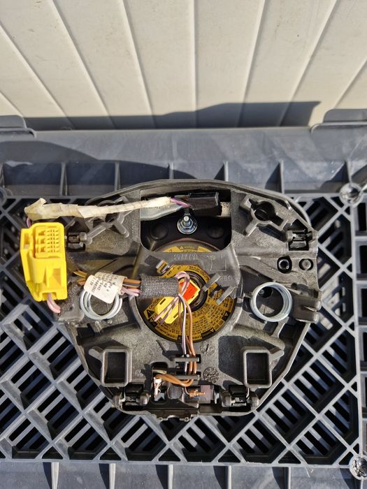 Airbag volan nou original Skoda Octavia 3 2016 Cod 5E0880201A